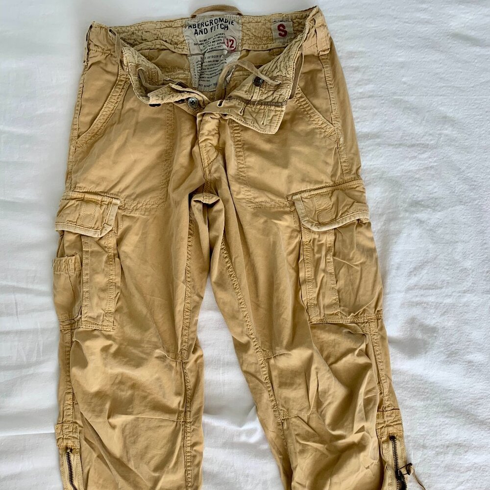 Abercrombie & Fitch Cargo Pants | Khaki | Small